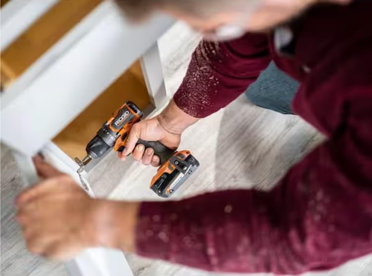 18V Brushless Cordless 1/2 in. Drill/Driver Kit with 2.0 Ah Batteries W510109