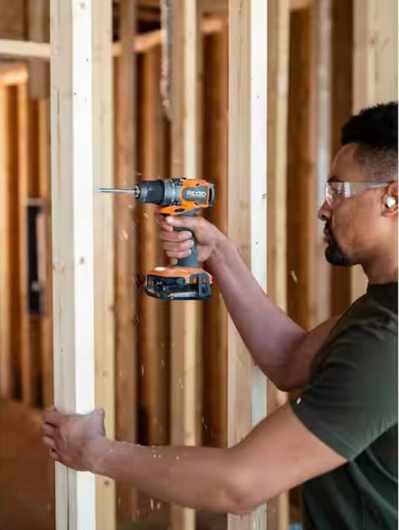 18V Brushless Cordless 1/2 in. Drill/Driver Kit with 2.0 Ah Batteries W510109