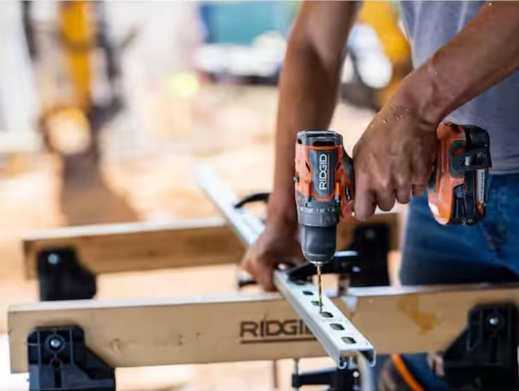 18V Brushless Cordless 1/2 in. Drill/Driver Kit with 2.0 Ah Batteries W510109