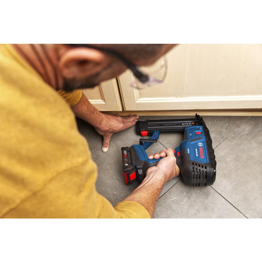 18V Brushless 18-Gauge Brad Nailer Kit with Battery and Charger Y7903