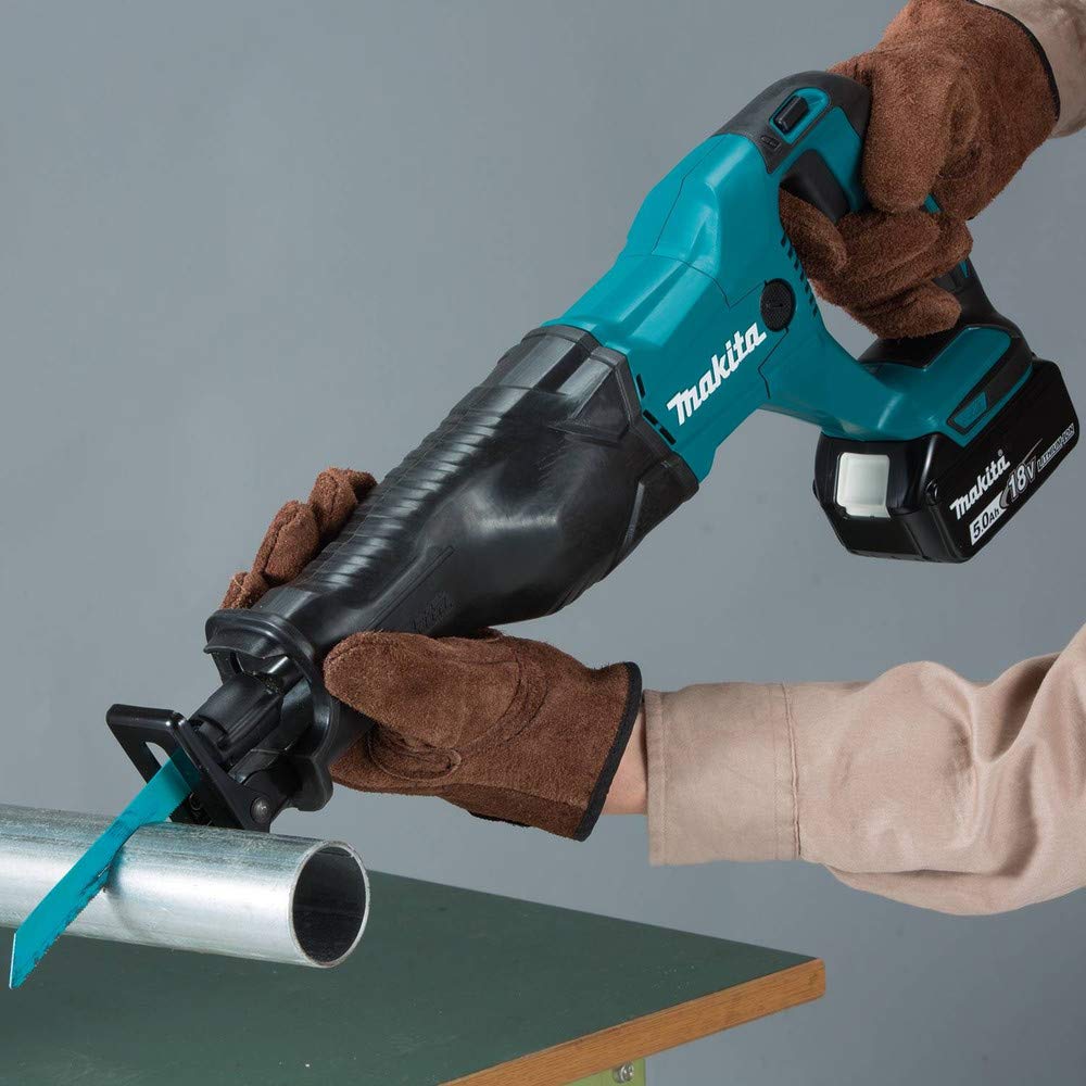 18V Lithium-Ion Cordless Recipro Saw Kit H684