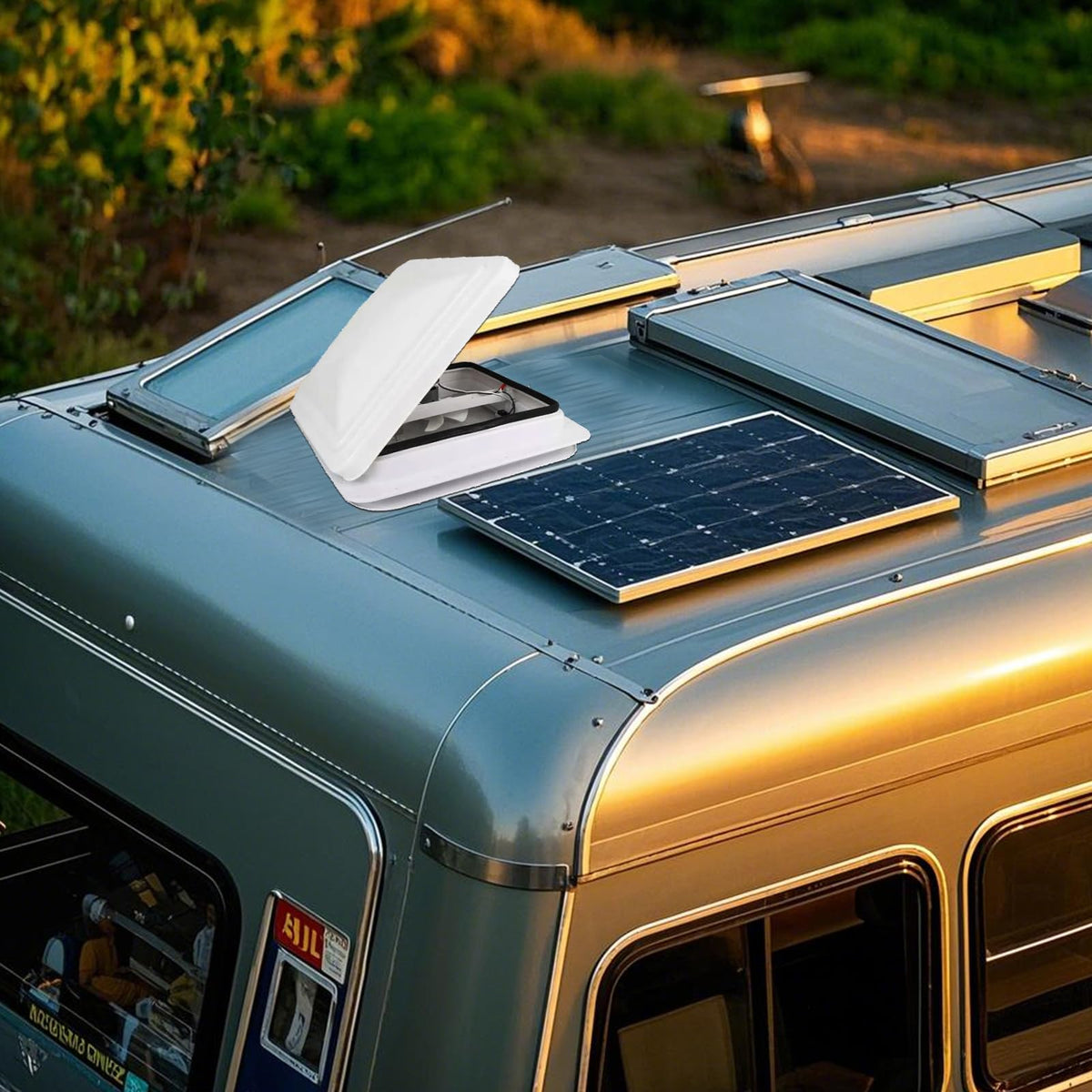 14" RV Roof Vent with 12V Fan, White V179