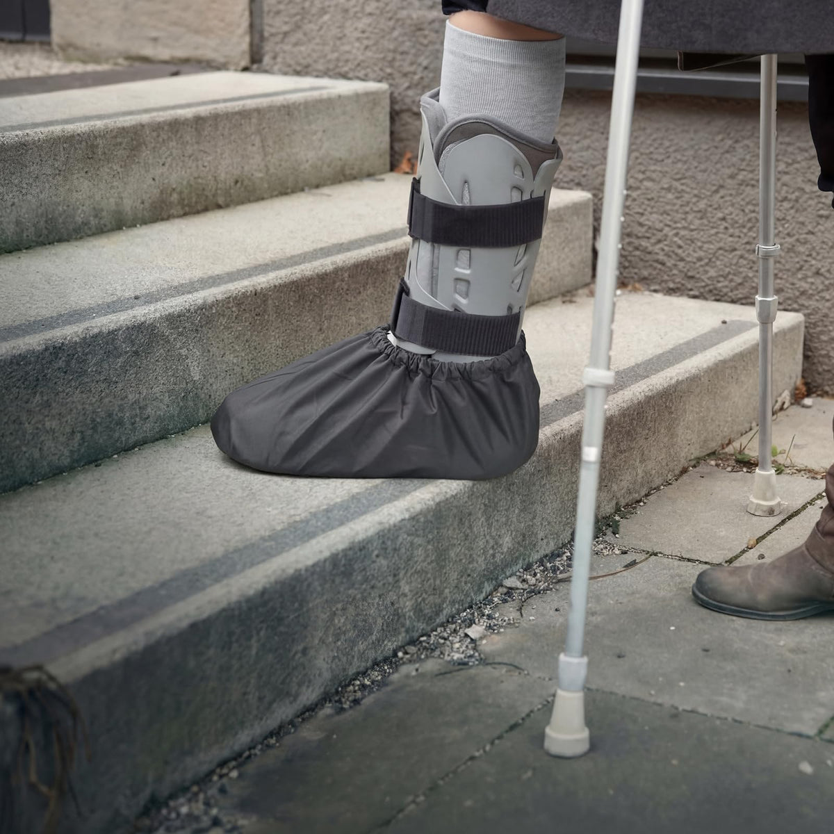 Light Gray Waterproof Non Slip Walking Boot Covers 2 Pairs T1826