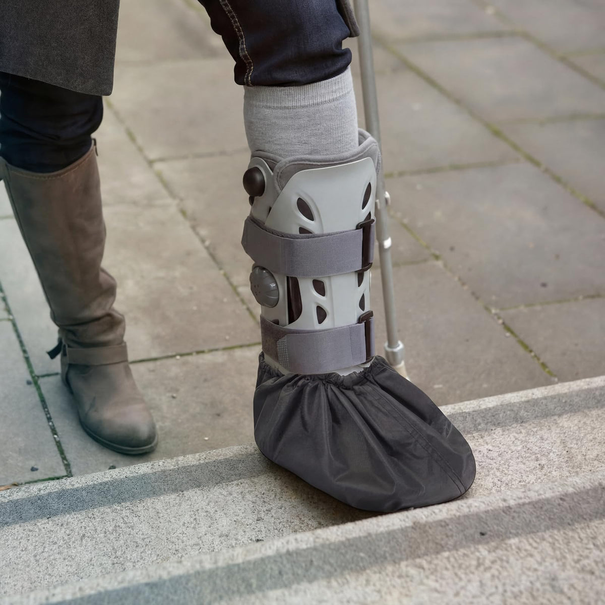 Light Gray Waterproof Non Slip Walking Boot Covers 2 Pairs T1826