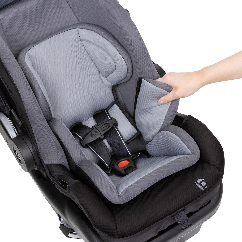 Dash Black Infant Car Seat O372535